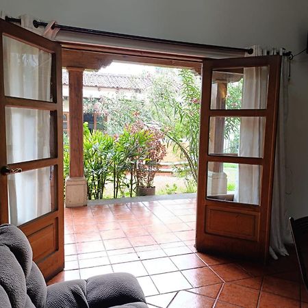 Donde Lico Hotel Antigua Екстериор снимка