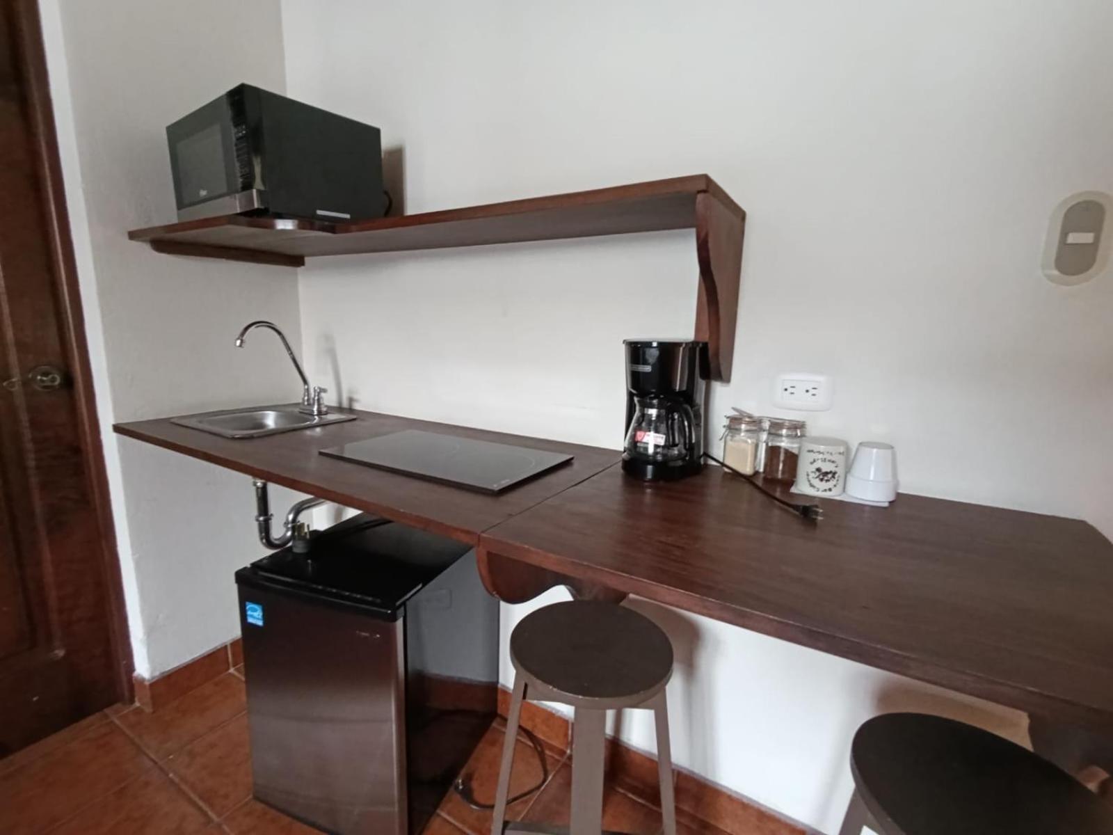Donde Lico Hotel Antigua Екстериор снимка