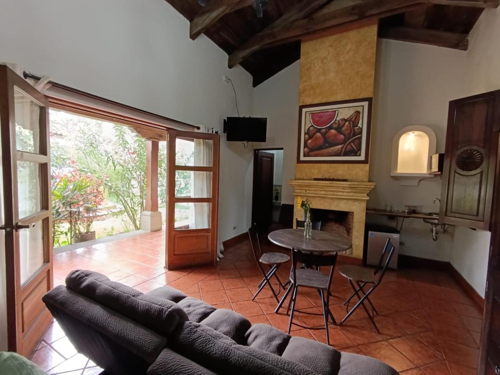 Donde Lico Hotel Antigua Екстериор снимка